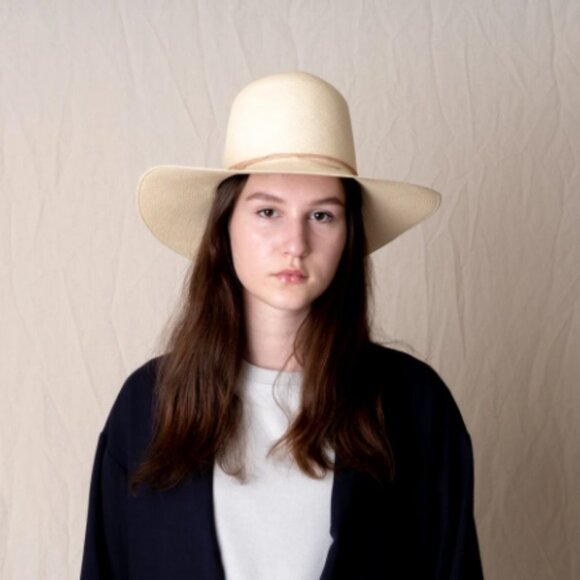 Brookes Boswell Patterson Hat in Fine Grade Panama Straw - Picture 1 of 7